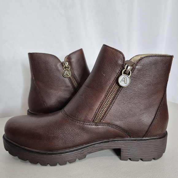 Alegria Women's Rorie Java Leather Ankle Bootie w/ Double Zipper - Size 9 / 39 - Picture 3 of 15
